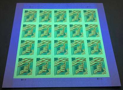 2022 US Flags Forever First Class Postage Stamps image 3
